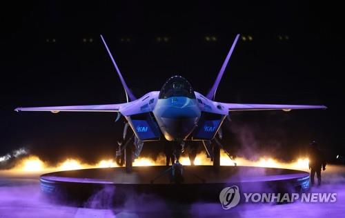 CNN「韓国、KF-21でエリートグループに合流へ…F-35よりコスパ良いし売れまくる可能性あるぞ！」　韓国人「開発に失敗した日本は除外すべき」