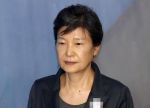 韓国人「13歳の朴槿恵を映した珍しい映像を見てみよう」
