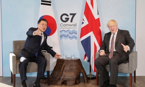 文在寅「G7で菅首相に会えなくて悔しい…我々は世界10位の経済大国なのに…」