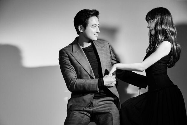 韓国人「歌手で俳優のイ・ジフン、14歳年下の日本人一般女性と結婚」