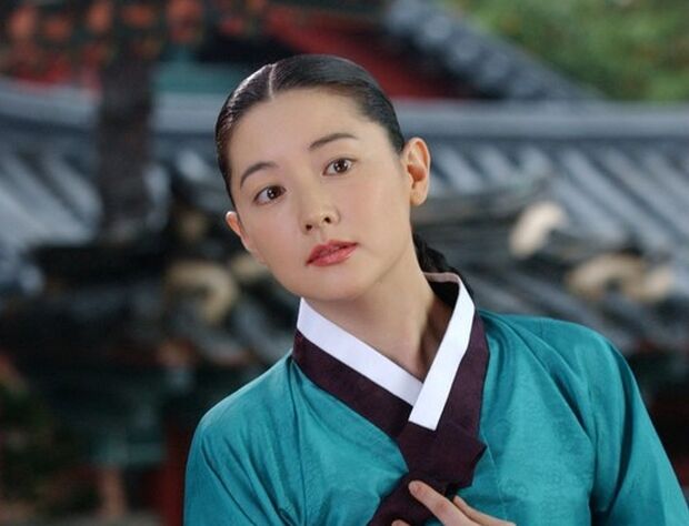 韓国人「韓国史上最強の美女、イ・ヨンエの全盛期を見てみよう」
