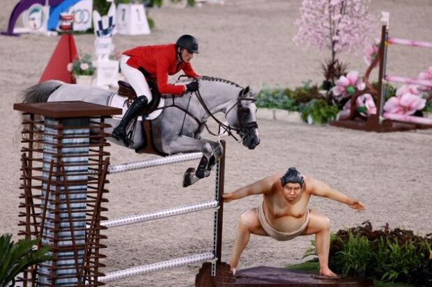 韓国人「東京オリンピックの馬術競技がとんでもないことになってる件」