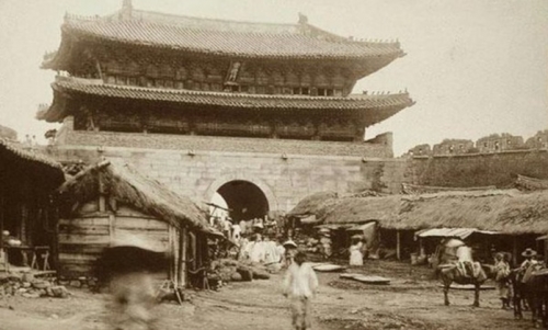 韓国人「100年前の韓国、日本、中国の街並み写真の比較した結果…」