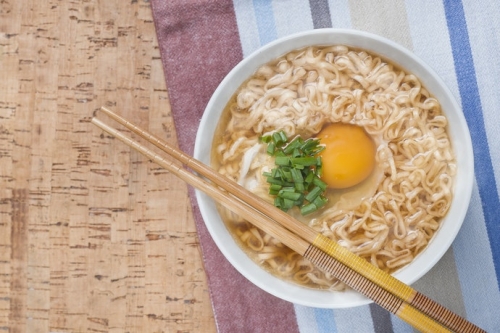 中国人「日本人ってインスタントラーメンを世界一たくさん食べるのに何で世界一長寿なの？」　中国の反応