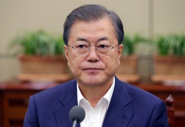 韓国人「世界初…ひとりぼっちの大統領をご覧ください」