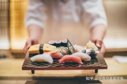中国人「日本人ってマナーや作法にうるさいけど、日本人と一緒に和食を食べるときの注意点はどんなものがある？」　中国の反応