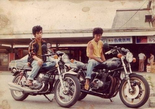 韓国人「マンガに出てくるような80年代の日本の不良たちをご覧ください」