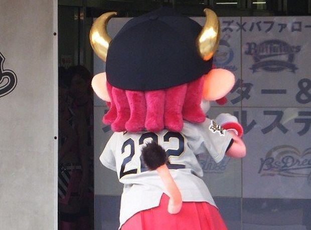 韓国人「日本のプロ野球の可愛いマスコットをご覧ください」