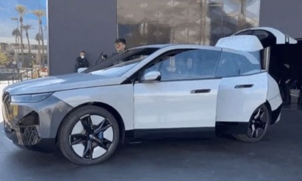 韓国人「BMWの斬新な電気自動車をご覧ください」