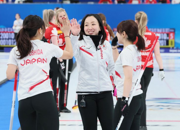 韓国人「日本の女子カーリングチーム、韓国に勝利したカナダを圧倒」