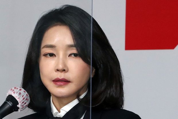 韓国人「日本メディア、尹錫悦大統領の妻キム・ゴンヒを集中報道」