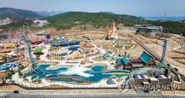 韓国人「釜山に今年オープンした超大型遊園地をご覧ください」