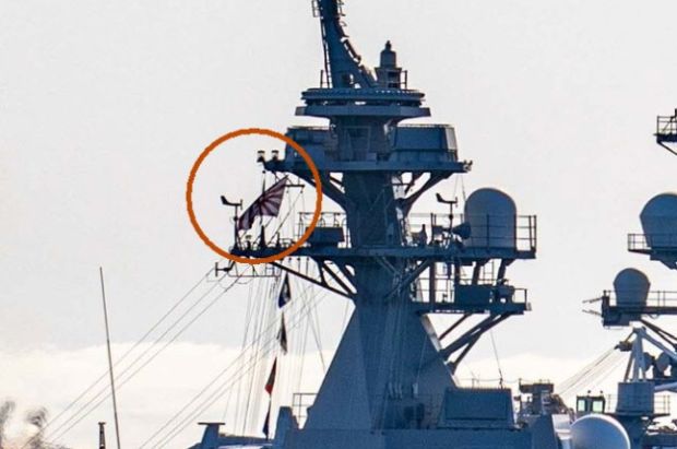 東海に進入した日本の駆逐艦の旭日旗、米海軍の写真で確認＝韓国の反応