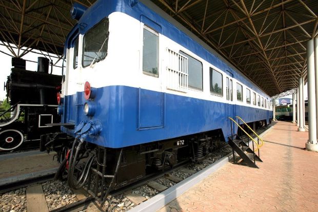 韓国人「1990年代に韓国の田舎で運行されていた日本製の列車」