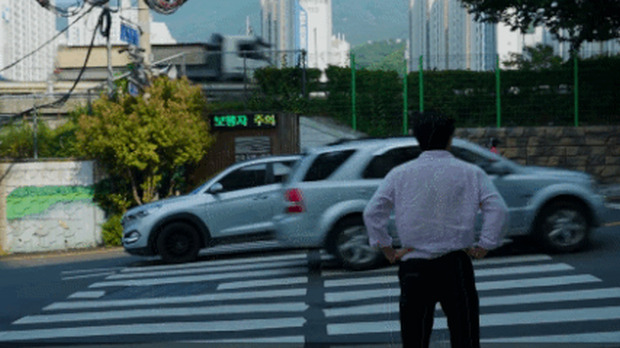 韓国人「釜山の横断歩道の近況」