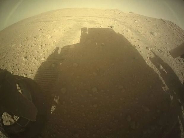 韓国人「NASAが最近公開した火星の写真を見てみよう」