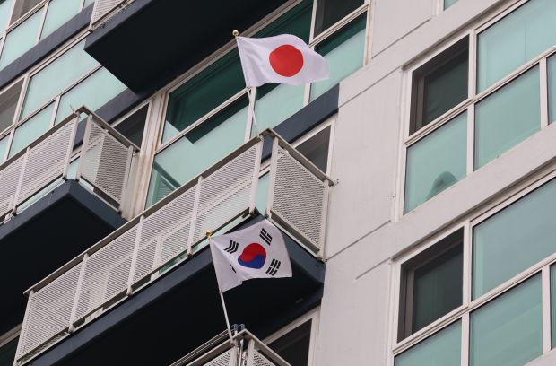 3.1節に日章旗掲げた韓国人「私は日本人、韓国が大嫌い」＝韓国の反応