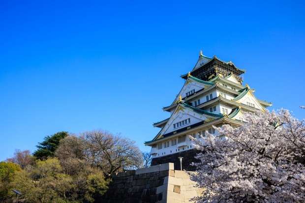 韓国人「日本の大阪城に行って感動した」