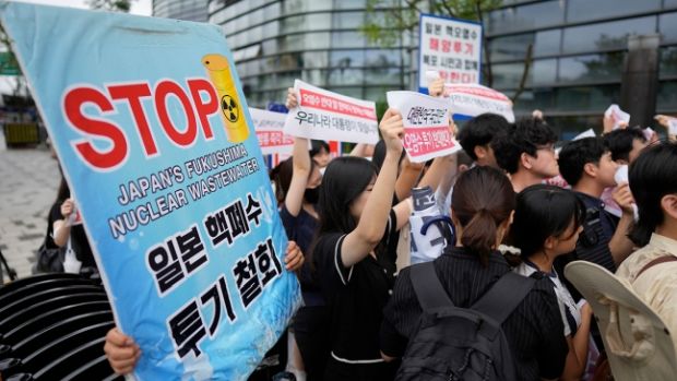 「汚染水反対」日本大使館への進入試みた大学生16人連行＝韓国の反応