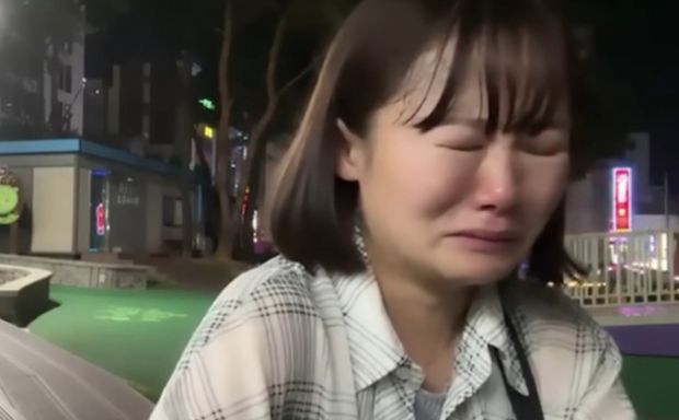 韓国を旅行中の日本人女性YouTuber、暴言を浴びせられて号泣＝韓国の反応