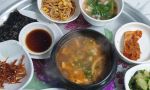 韓国人「7000ウォンの定食」