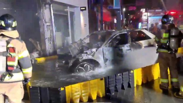 韓国人「韓国で電気自動車からまた火が出た」