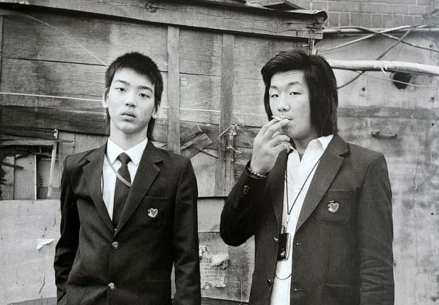 韓国人「2000年代初めのソウルの10代の写真」