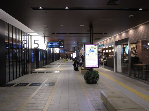 韓国人「日本の高速バスターミナルで驚いたこと」