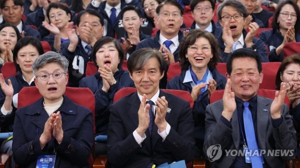 チョ・グク「国民が政権審判…尹大統領、国民に謝罪せよ」＝韓国の反応