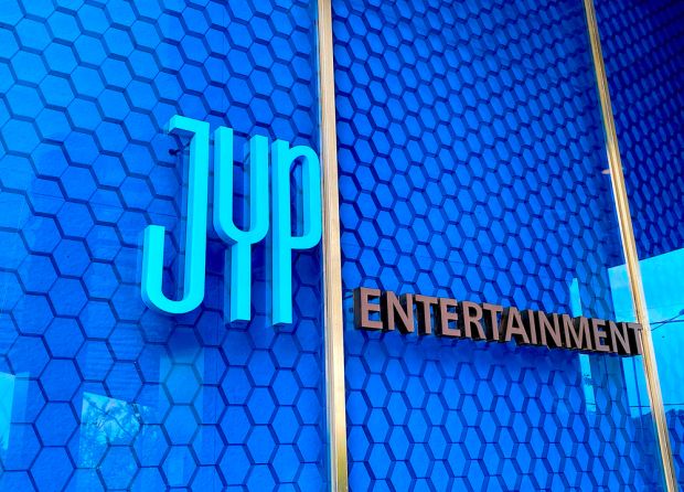 韓国人「2028年に竣工予定のJYPの新社屋がすごい」