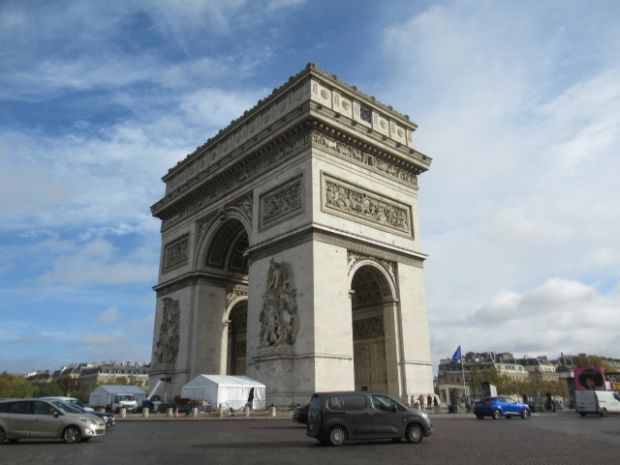 韓国人「フランスの路上が思っていたのと違う件」