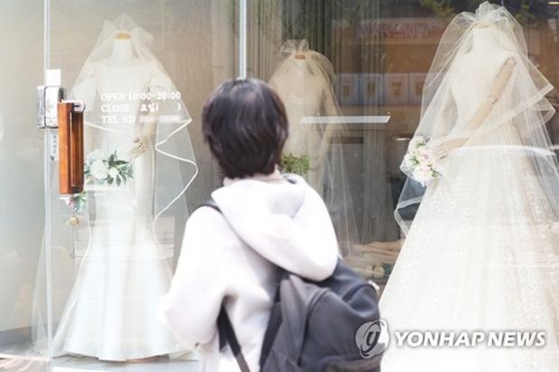 韓国人「男たちが結婚しない一番大きな理由」