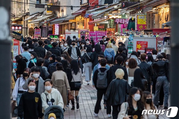 韓国人「白人女は一度韓国に来れば何度も来るようになる」